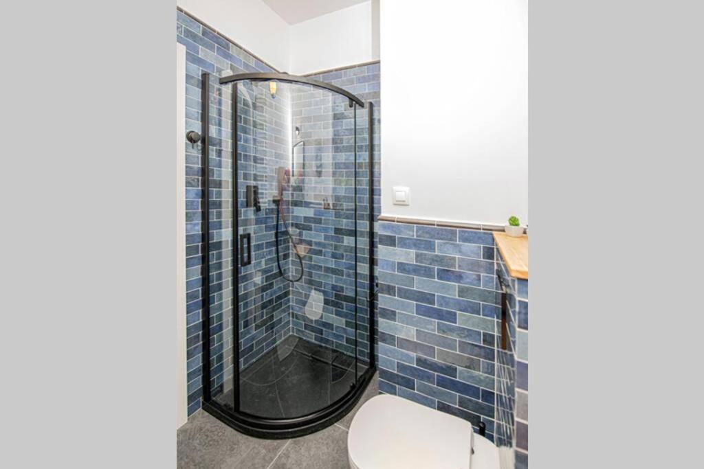 Apartament With Garden Bezplatny Parking !!! Krakow Ngoại thất bức ảnh