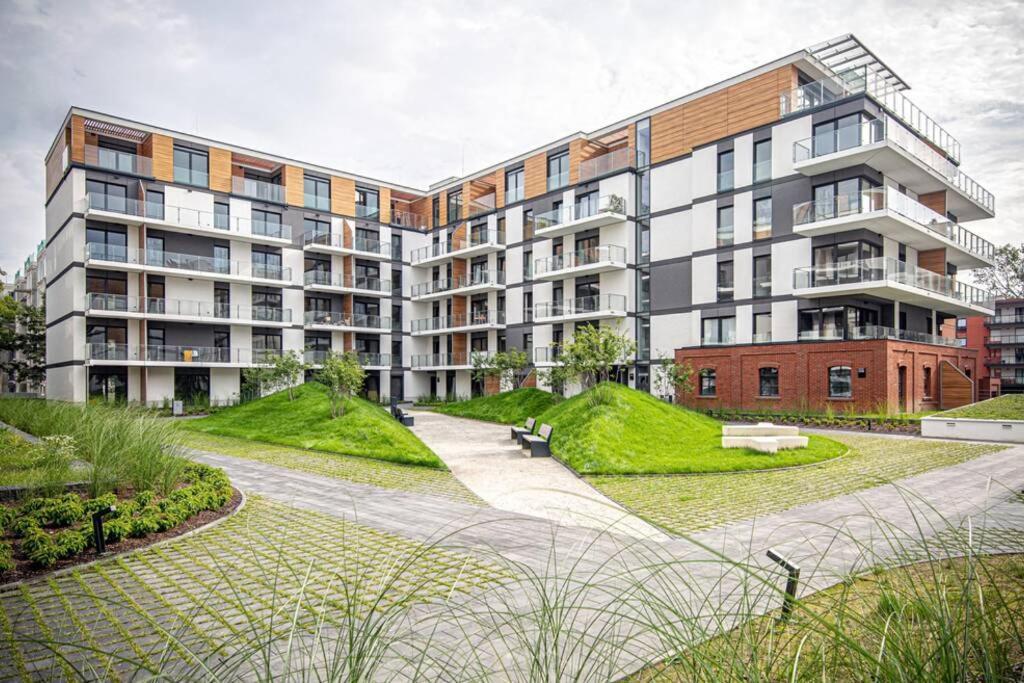 Apartament With Garden Bezplatny Parking !!! Krakow Ngoại thất bức ảnh